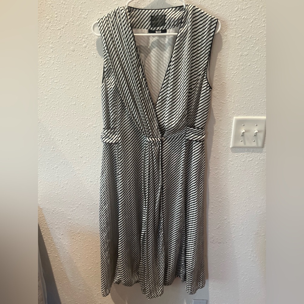 Made in England Deborah Lyons Ashley midi dress size 10 in originally $960